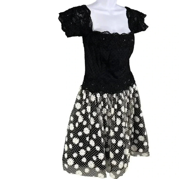 Carol Mignon NWT Womens10 Fit Flare Dress Bodice Daisy Motif VTG 80s MSRP 495.00 - Picture 5 of 15